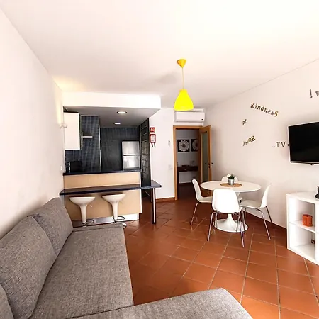 1a Terrace B - Casas & Papeis *