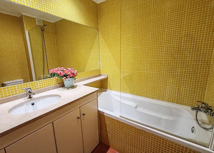 1a Terrace B - Casas & Papeis * Armação de Pêra